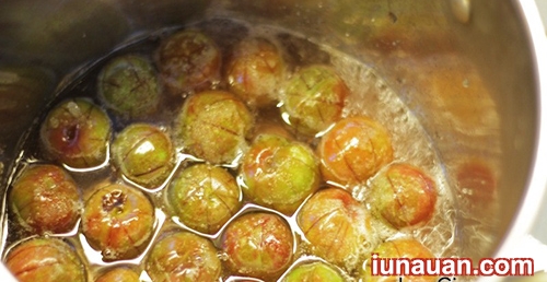 Ảnh minh họa 5 - Tranh thủ mùa mận làm món si rô mận mát lạnh, thơm ngon !