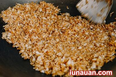 Ảnh minh họa 4 - Cách làm cơm rang thịt gà siêu ngon miệng, càng ăn càng nghiền !