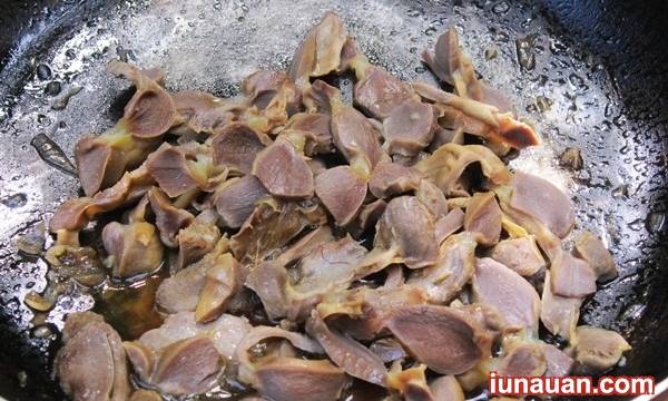 Ảnh minh họa 6 - Vừa giòn vừa ngon món mề gà om xì dầu ngon tuyệt !