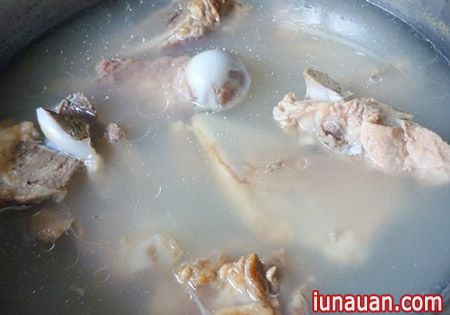 Ảnh minh họa 2 - Món lẩu Thái chua cay hấp dẫn cho ngày se lạnh !