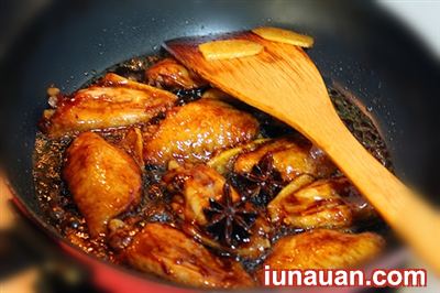 Ảnh minh họa 7 - Ứa nước miếng với món cánh gà om coca siêu ngon miệng !