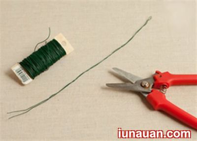 Ảnh minh họa 2 - Cách làm một bó hoa hồng từ giấy trắng siêu lãng mạn