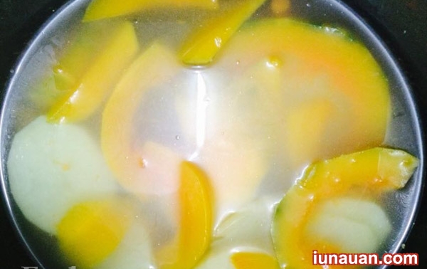 Ảnh minh họa 5 - Cách làm món súp kem bí đỏ vừa thơm vừa ngậy cho bữa sáng ấm bụng !