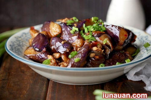 Ảnh minh họa 2 - Ngon cơm với món cà tím xào thịt băm !