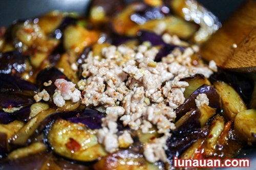 Ảnh minh họa 6 - Ngon cơm với món cà tím xào thịt băm !