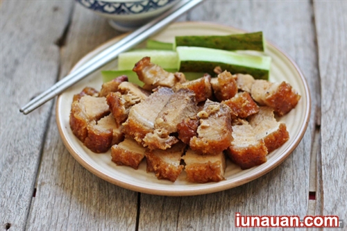 Ảnh minh họa 2 - Cách làm món thịt heo quay rim mặn ngọt cực ngon miệng cho bữa cơm chiều !