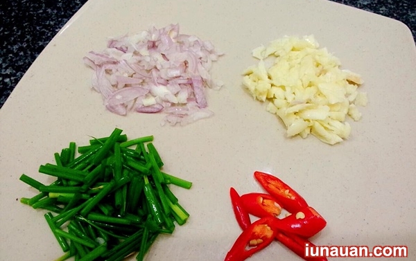 Ảnh minh họa 6 - Chua chua giòn giòn món lòng vịt xào măng chua đưa cơm ai cũng thích !