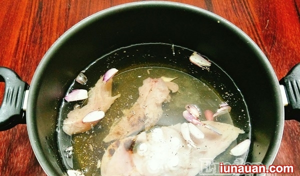 Ảnh minh họa 4 - Công thức đơn giản làm món khô gà lá chanh ngon tuyệt tại nhà - món ăn siêu hot !