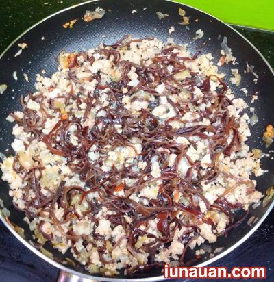 Ảnh minh họa 4 - Giản dị mà thân thương với món bánh đúc nóng cho ngày mát trời !