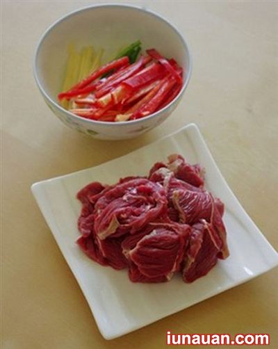 Ảnh minh họa 3 - Hướng dẫn cách làm thịt bò xào giá đỗ đơn giản, ngon cơm !