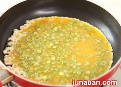 Ảnh minh họa 4 - Đổi vị với món trứng tráng đậu cove vừa ngon vừa dễ !