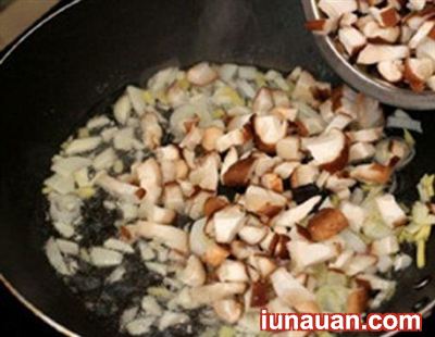 Ảnh minh họa 2 - Hướng dẫn cách làm đậu phụ sốt nấm thanh mát !