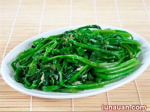 Ảnh minh họa 2 - Công thức đặc biệt cho món rau muống xào ngon vô địch !