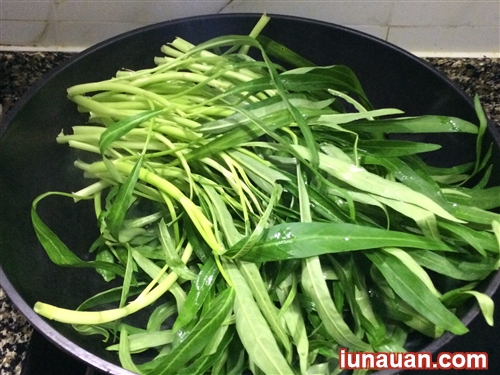 Ảnh minh họa 4 - Công thức đặc biệt cho món rau muống xào ngon vô địch !