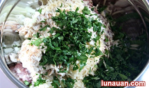 Ảnh minh họa 4 - Bật mí cách làm món thịt viên mềm thơm đậm đà không hề bị khô !