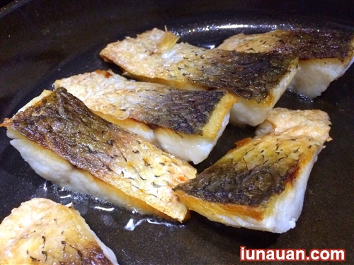 Ảnh minh họa 5 - Cách làm món cá sốt hành ớt thơm ngon, cực đưa cơm !