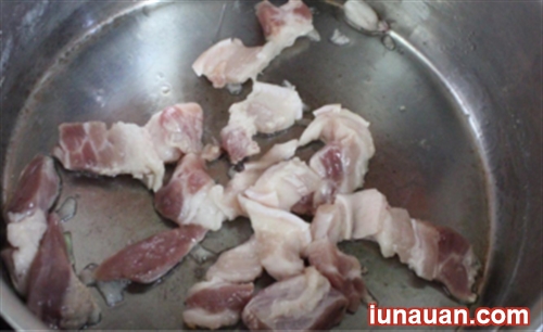 Ảnh minh họa 4 - Cách làm món canh kim chi nóng hổi cay cay ngon ngon đánh bay ngày giá rét !