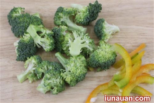 Ảnh minh họa 4 - Hướng dẫn cách làm món thịt gà xào súp lơ vừa ngon vừa đơn giản !