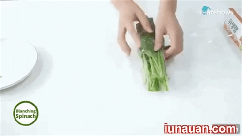 Ảnh minh họa 3 - Chia sẻ mẹo luộc rau bằng lò vi sóng mà vẫn giữ được lượng chất dinh dưỡng có trong rau!