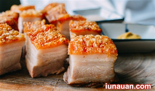 Ảnh minh họa 2 - Hướng dẫn cách làm thịtc quay giòn bì nổ giòn tan bằng nồi chiên không dầu !