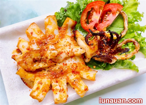 Ảnh minh họa 2 - Ngậy béo cay cay món mực nướng chao bằng nồi chiên không dầu cho ngày mát trời !