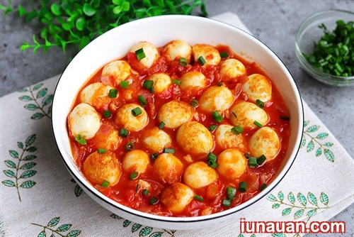 Ảnh minh họa 2 - Đơn giản ngon cơm với cách làm món trứng cút sốt cà chua !